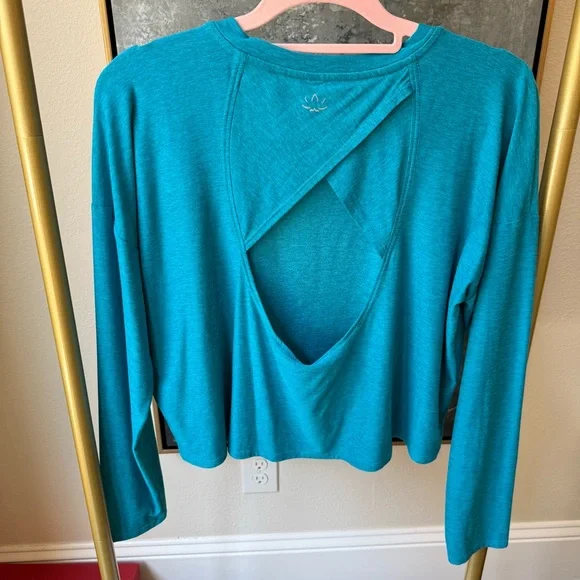 Beyond yoga women’s turquoise, long sleeve tank top/pullover/top size large - Picture 10 of 15